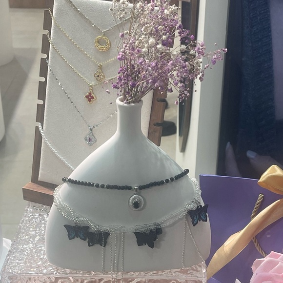 Half Moon Boho Chic Vase - Picture 3 of 7